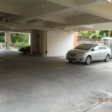 Sandy Serviced Apartment