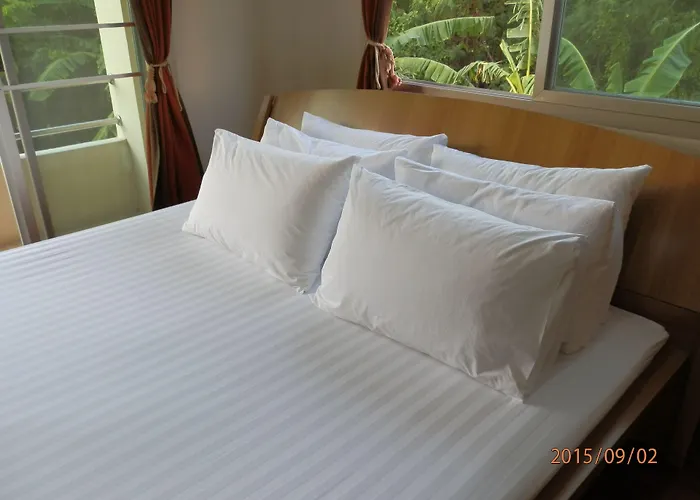 Sandy Serviced Aparthotel 2*