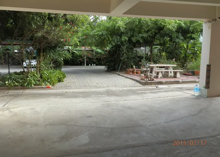 Aparthotel Sandy Serviced